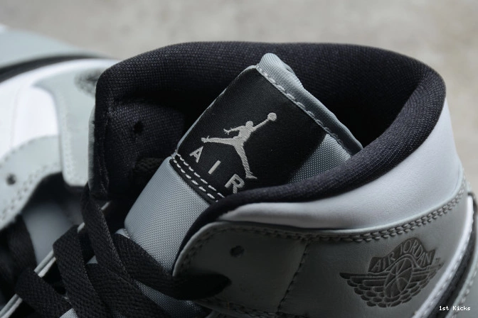 1 Smoke Mid Jordan Grey 554724-092 AIR Light 0715